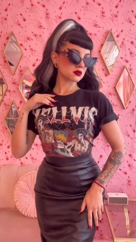 Video post from annabelles_wigs.