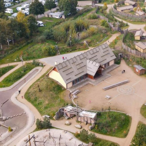 Carousel post from glampings_de.