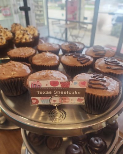 Photo post from smallcakestyler.