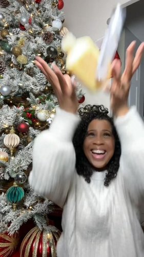 Video post from mixedchickshair.