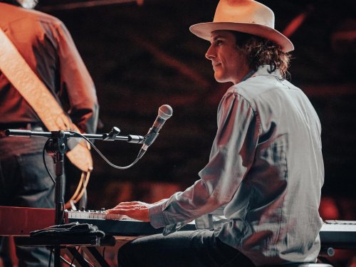 Carousel post from finnriver.