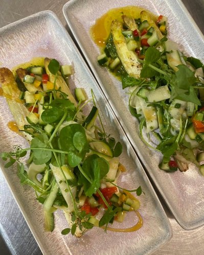 Photo post from miditreizepontarlier.