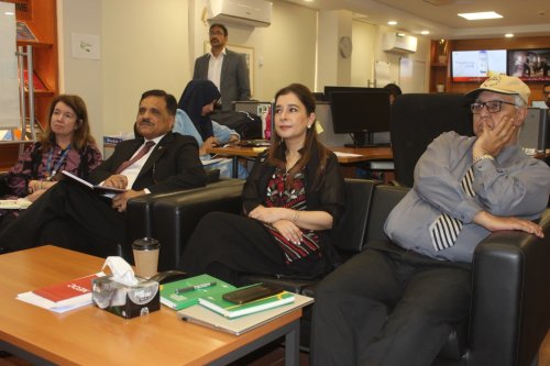 Carousel post from pakfightspolio.