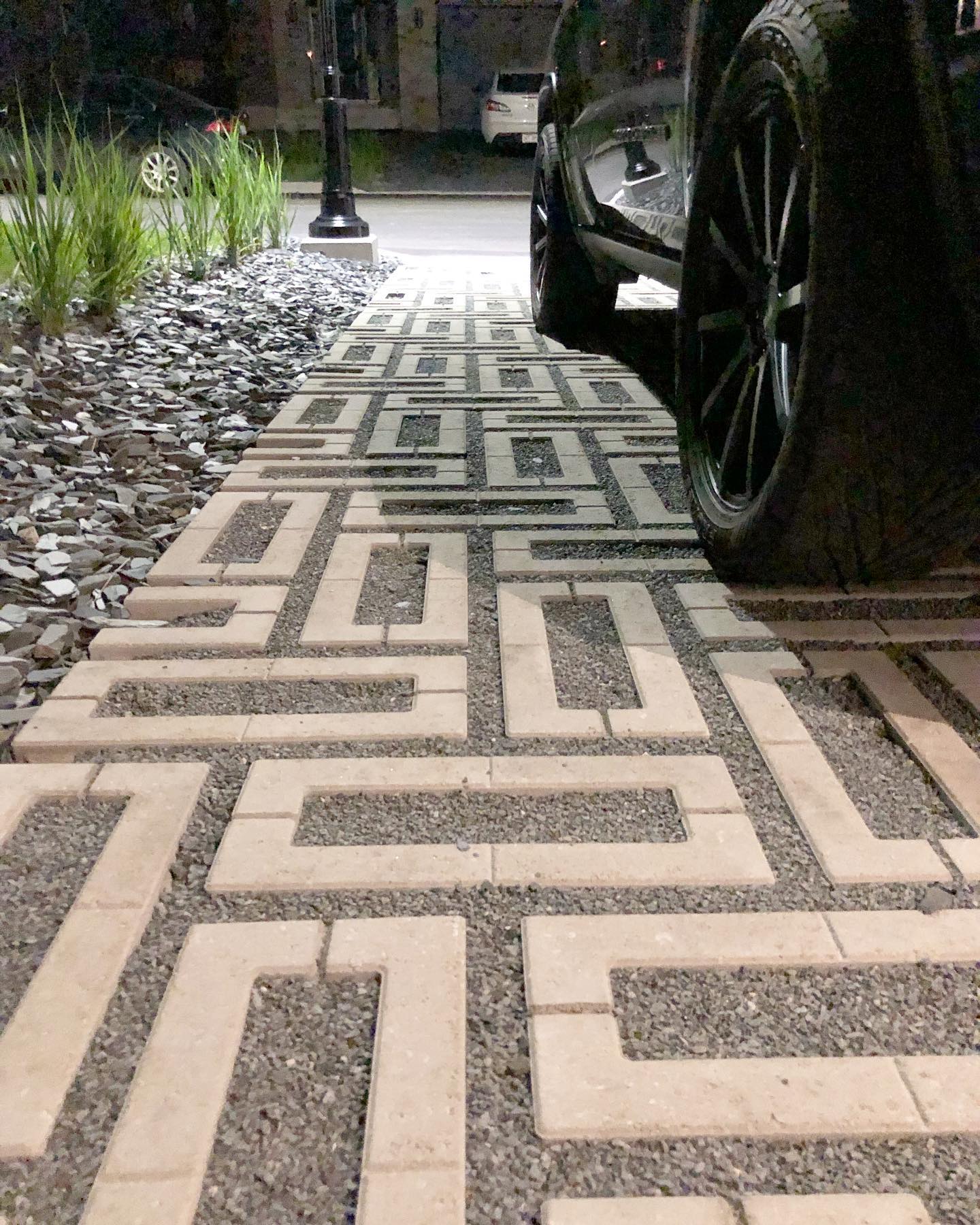Photo post from techobloc.