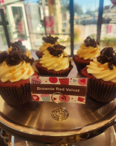 Photo post from smallcakestyler.