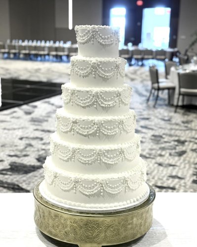 Photo post from marquettescakestudio.