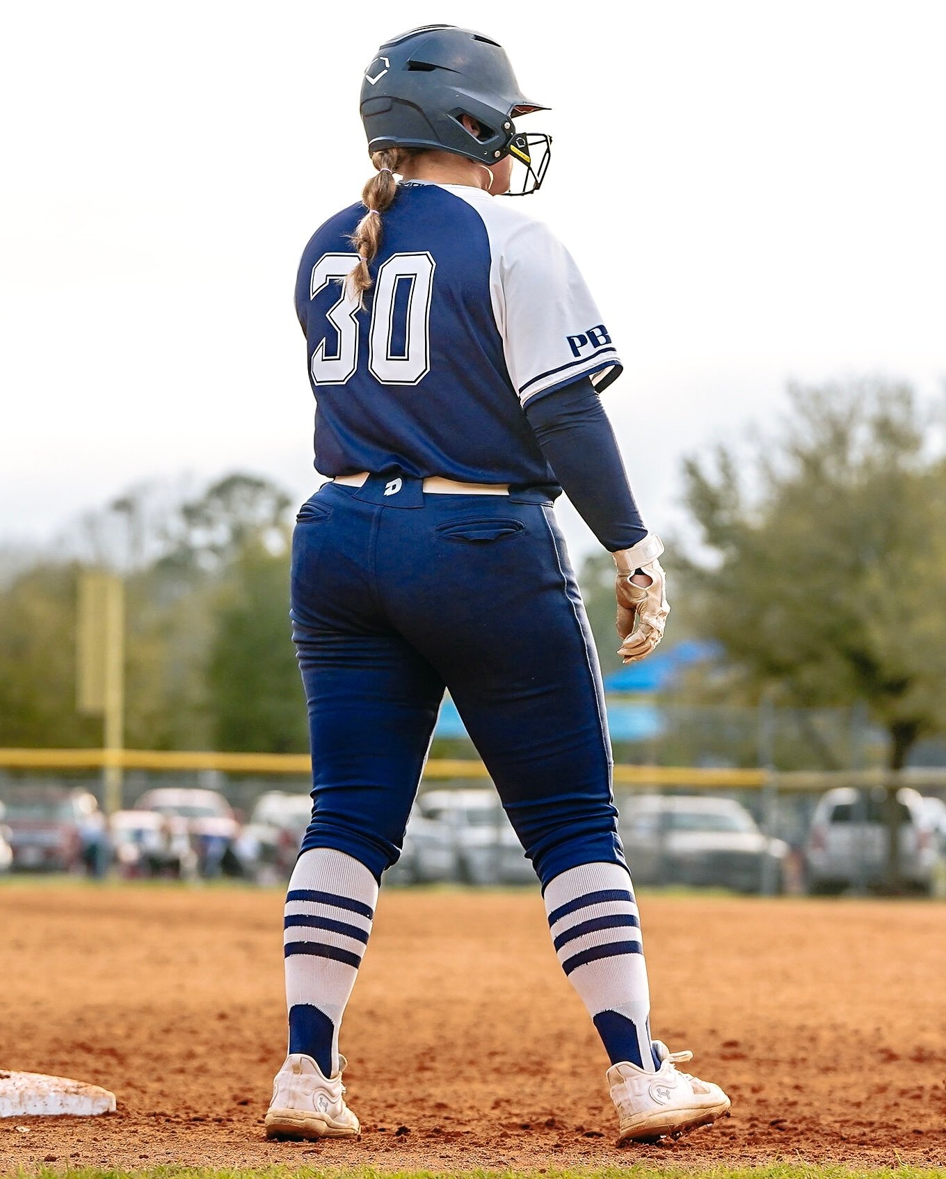 Carousel post from uscbsandsharks.