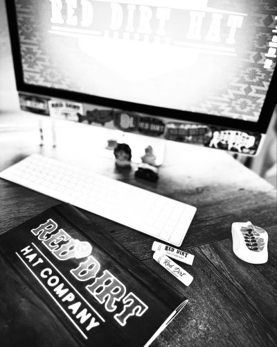 Photo post from reddirthatco.