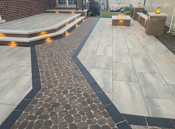 Carousel post from techobloc.