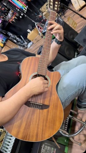 Video post from miyatamusic.