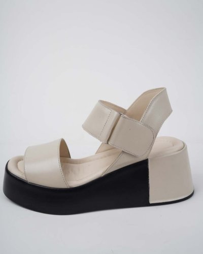 Carousel post from ossoshoes.