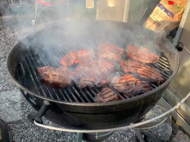 Video post from grillgeek.