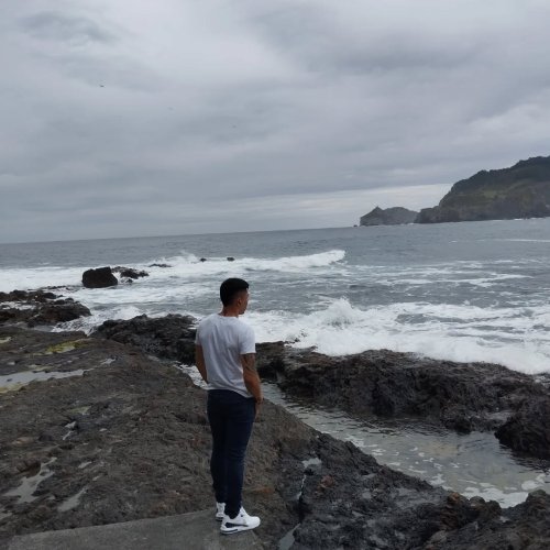 PostPhoto