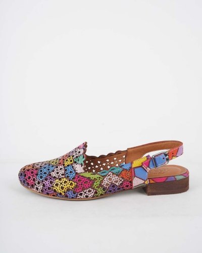 Carousel post from ossoshoes.