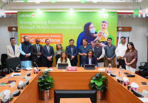 Carousel post from pakfightspolio.