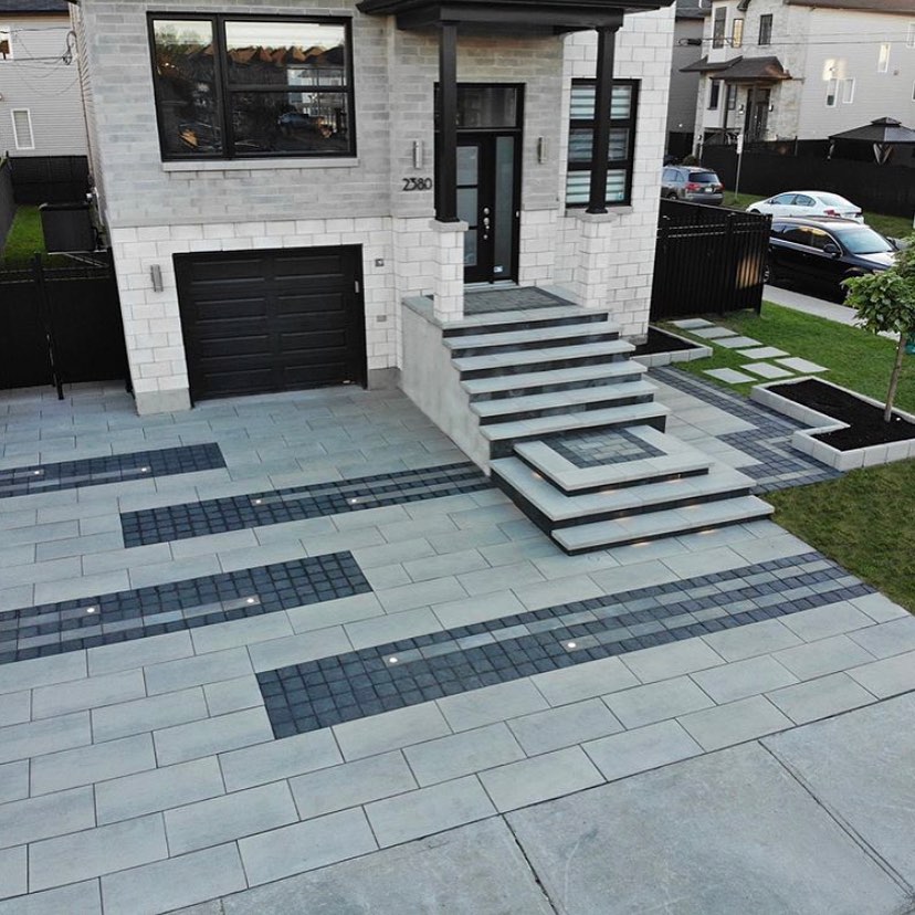 Carousel post from techobloc.