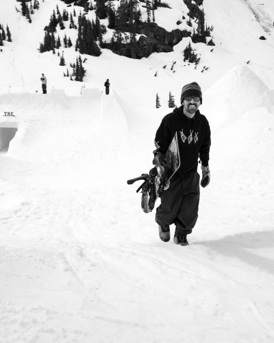 Carousel post from gnusnowboards.