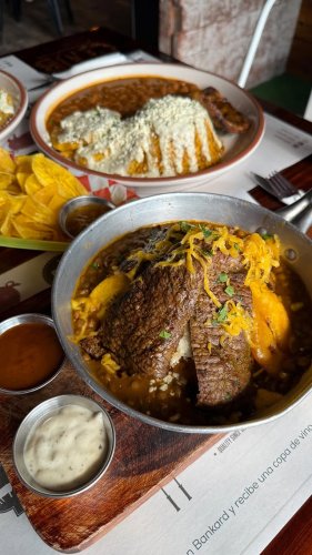 Video post from morogrill.