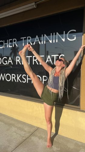 Video post from reachyoga_sd.