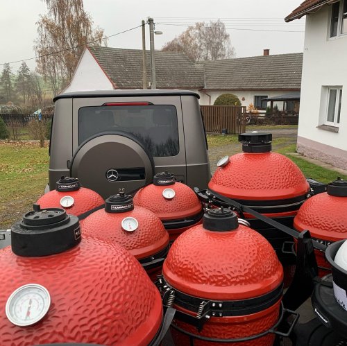 Carousel post from ilovekamadojoe.