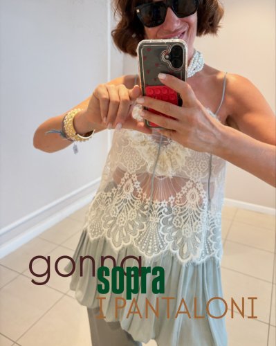 Carousel post from soniajamp.