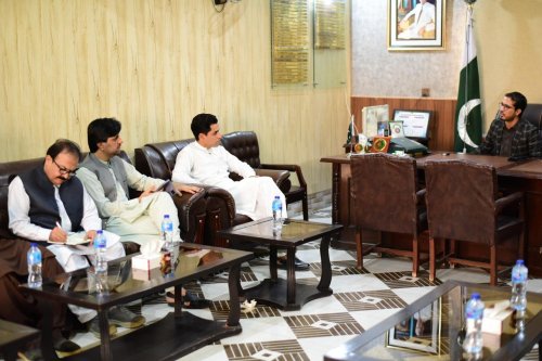 Carousel post from pakfightspolio.