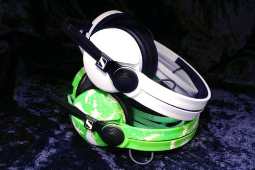 Carousel post from customcans_headphones.