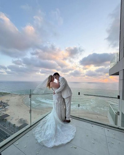 Photo post from thecurvybridenj.