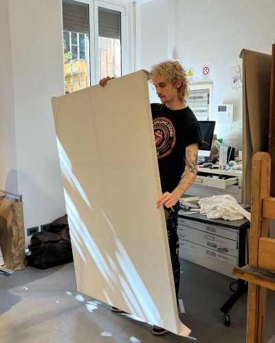 Carousel post from aur_arts.