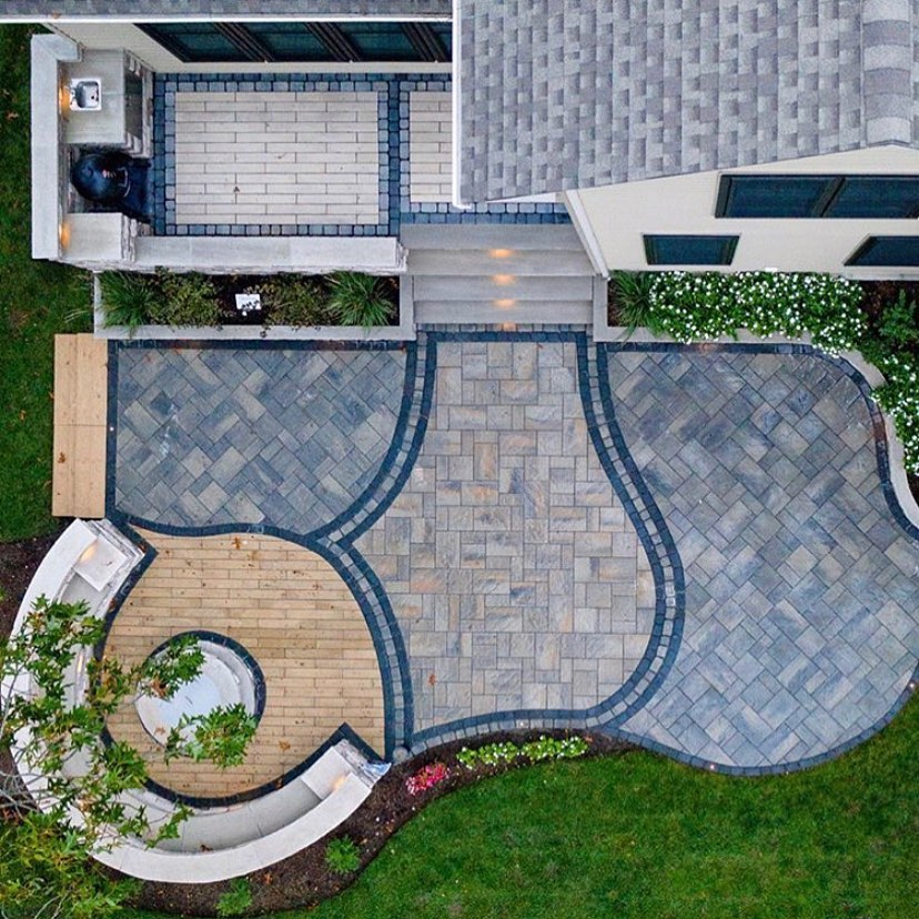 Photo post from techobloc.