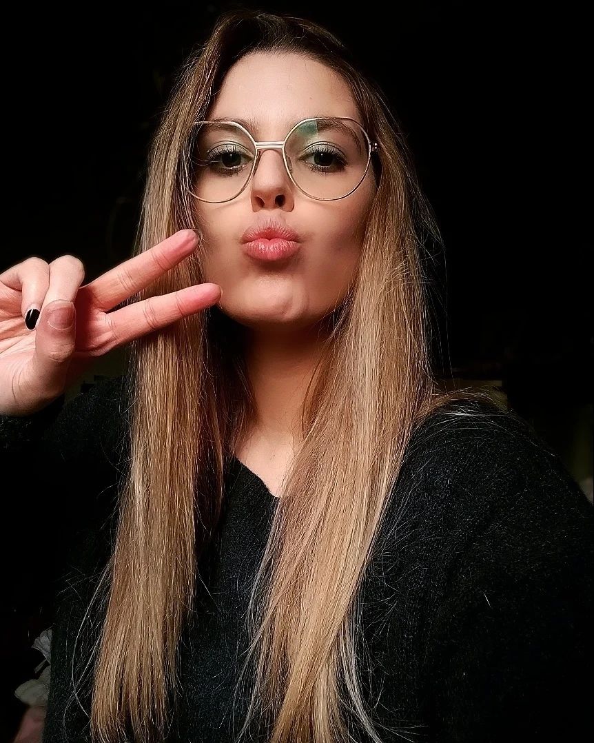 Carousel post from jujukeee.