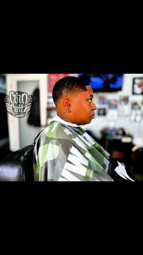 Video post from corndabarber.