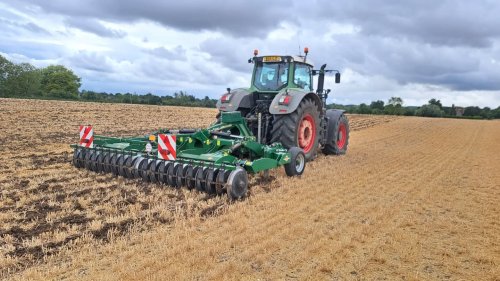 Carousel post from crowmarshbattlefarms.