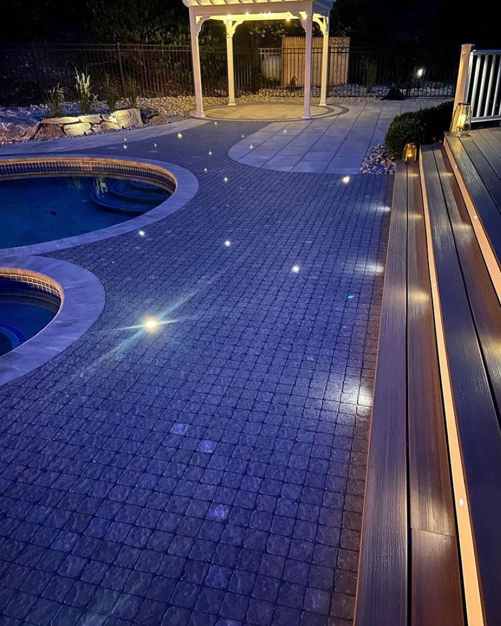 Photo post from techobloc.