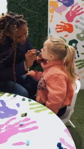 Video post from festival_mall.