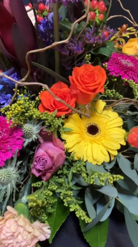 Video post from dellemannbloemen.