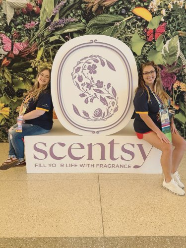 Carousel post from thescentedmermaid.