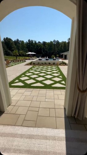 Video post from techobloc.