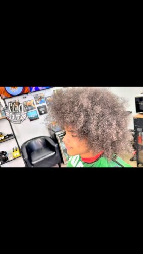 Video post from corndabarber.