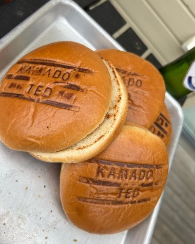 Carousel post from kamadoted.