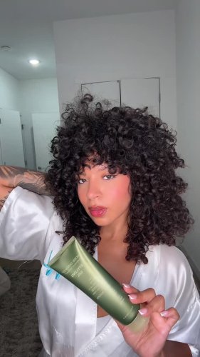 Video post from mixedchickshair.