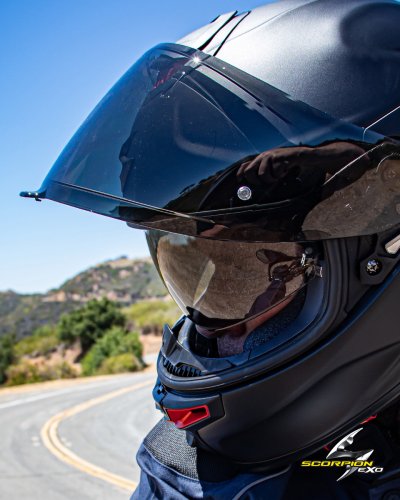 Photo post from motomax.