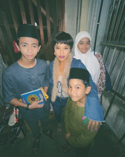 PostPhoto