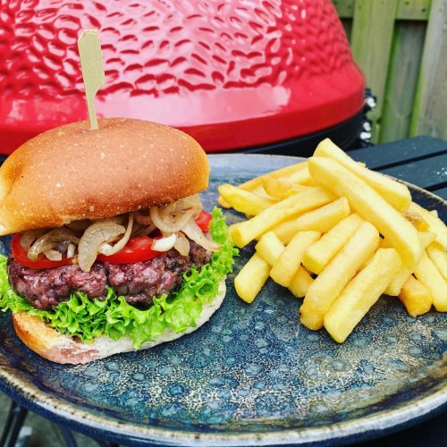 Carousel post from kamarcojoe.