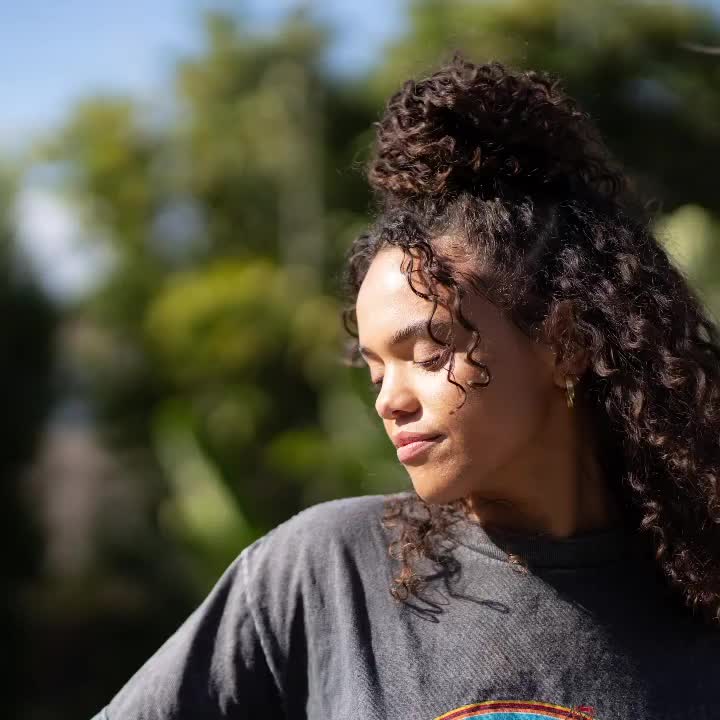 Video post from mixedchickshair.