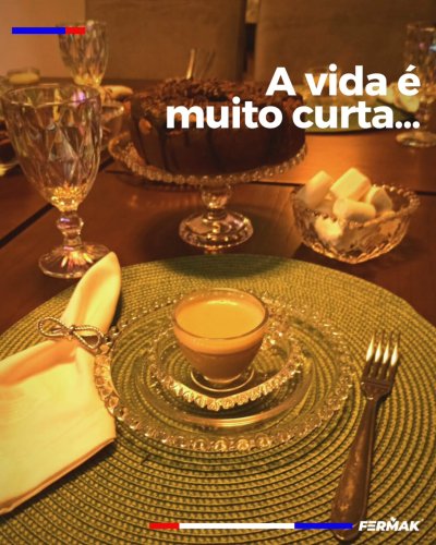 Carousel post from fermakoficial.