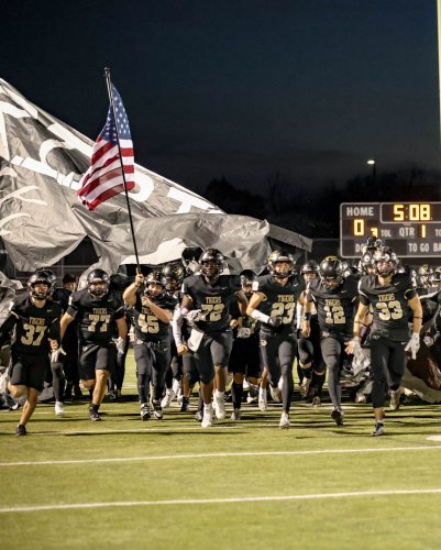 Carousel post from bvtigernews.