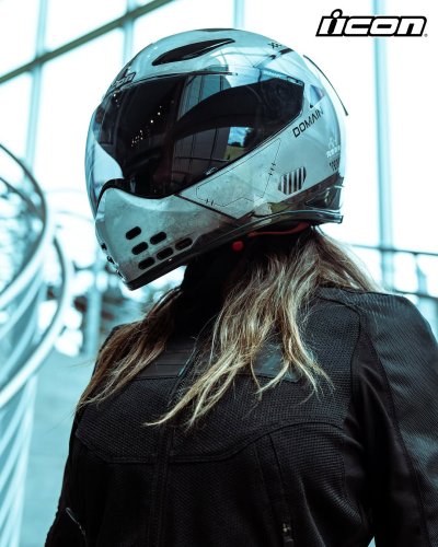 Photo post from motomax.