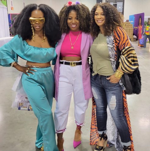 Photo post from mixedchickshair.