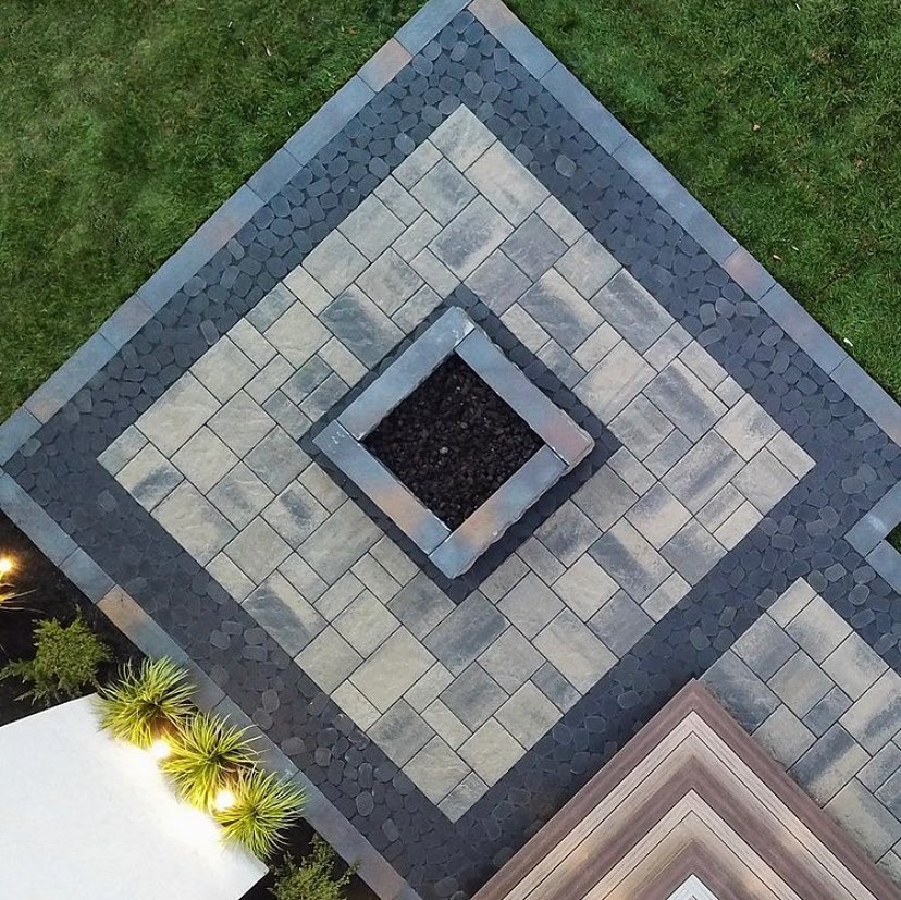 Photo post from techobloc.